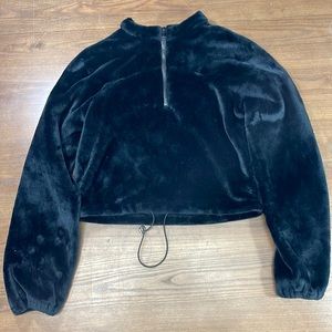 Nvgtn 1/4 zip Cropped Pullover size S